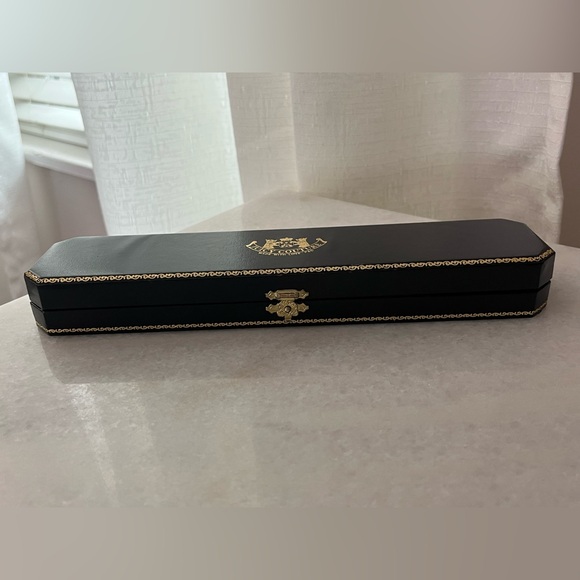 Silver Charm Bracelet with Red and White Accents - Picture 10 of 15